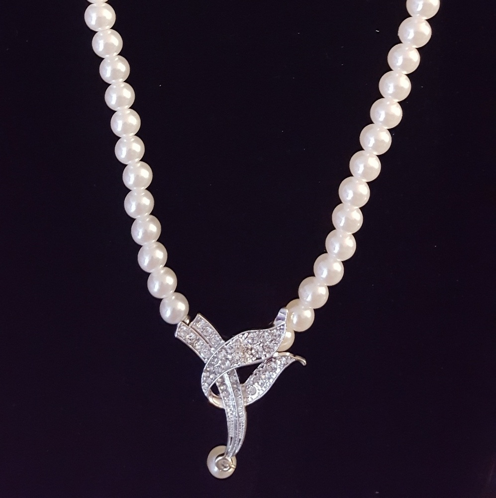 Pearl necklaces